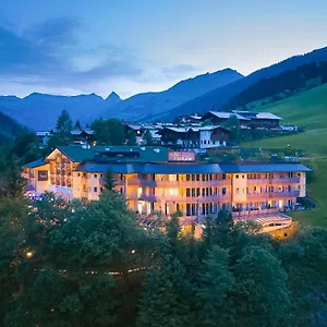 Residenz Hochalm - Joker Card Partner **** Saalbach-Hinterglemm